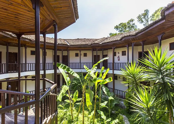 Yucelen Hotel Akyaka (Mugla)